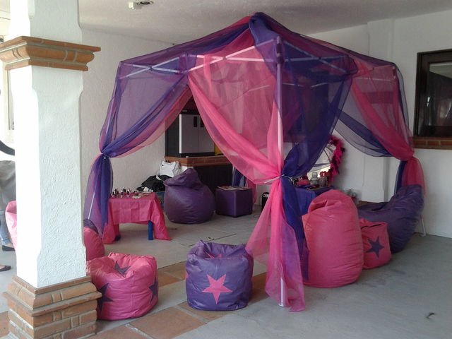 Carpa que cabe hasta dentro de tu casa